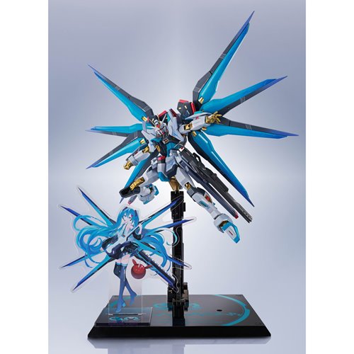 Gundam 45th Anniversary x Hatsune Miku Side Strike Freedom Gundam